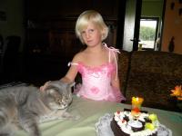  Johannka m� dneska narozeniny, tak jsem milostiv� souhlasil se spole�n�m fotem:-)